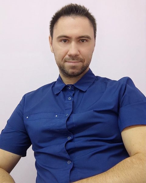 Скрипкин Евгений Николаевич — врач-уролог, д.м.н., специалист по фотодинамической терапии в клинике профессора Чалого